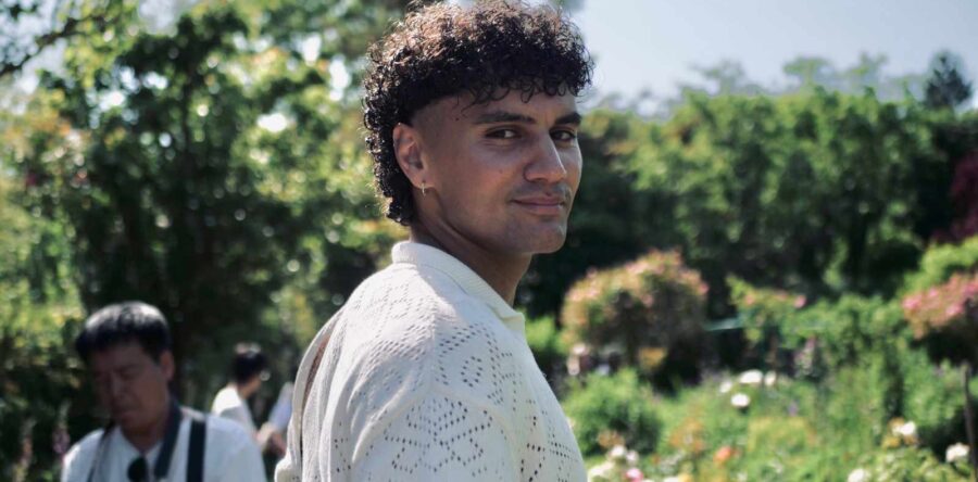 I Am Forest, le chanteur