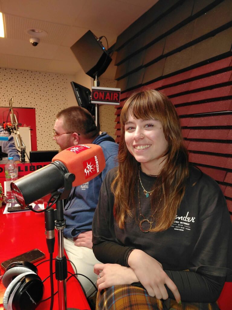 Place aux Artistes Just Alone