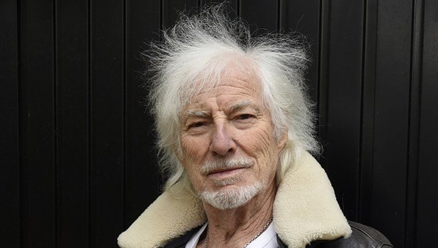 HUGUES AUFRAY en ballade