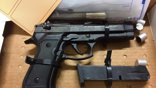 À Rouen, il commande son whisky en sortant un pistolet : le braqueur condamné à de la prison