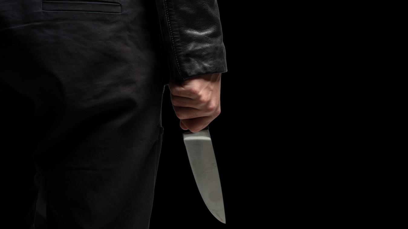 Armé de couteaux, il avait attendu sur un banc l’amant imaginaire de sa femme en Seine-Maritime