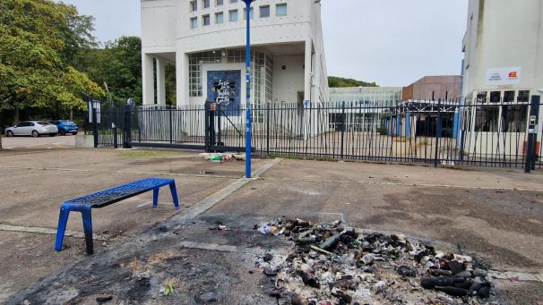Incendies, cocktails molotov… Des lycées de la métropole de Rouen à nouveau visés par des…