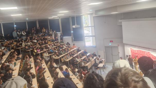 Blocus, occupation… au Madrillet, à Mont-Saint-Aignan et Pasteur, les facs toujours mobilisées